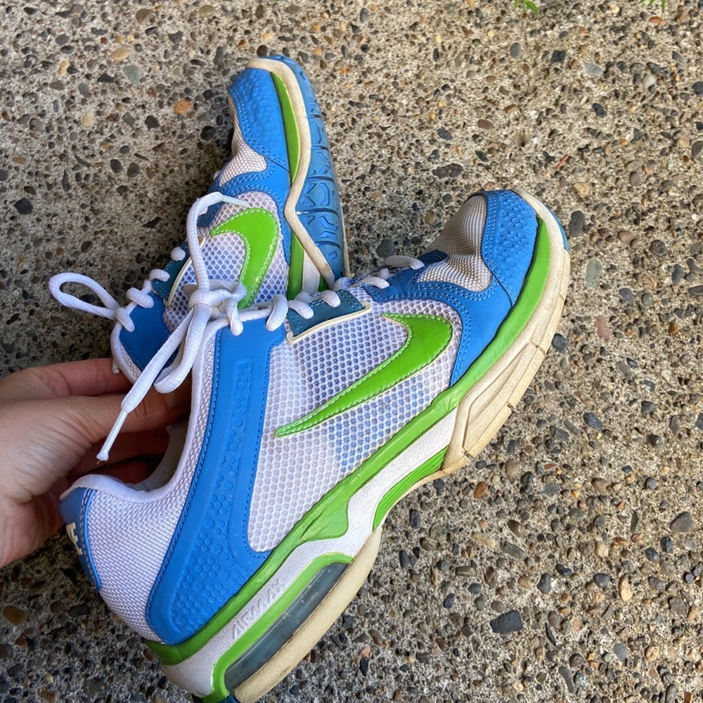 Nike air max mirrabella tennis court shoes